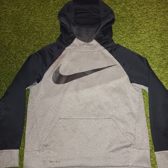 Nike Dri Fit Kids Medium Big Swoosh Logo Gray & Black Performance Hoodie Like Ne - Picture 7 of 10